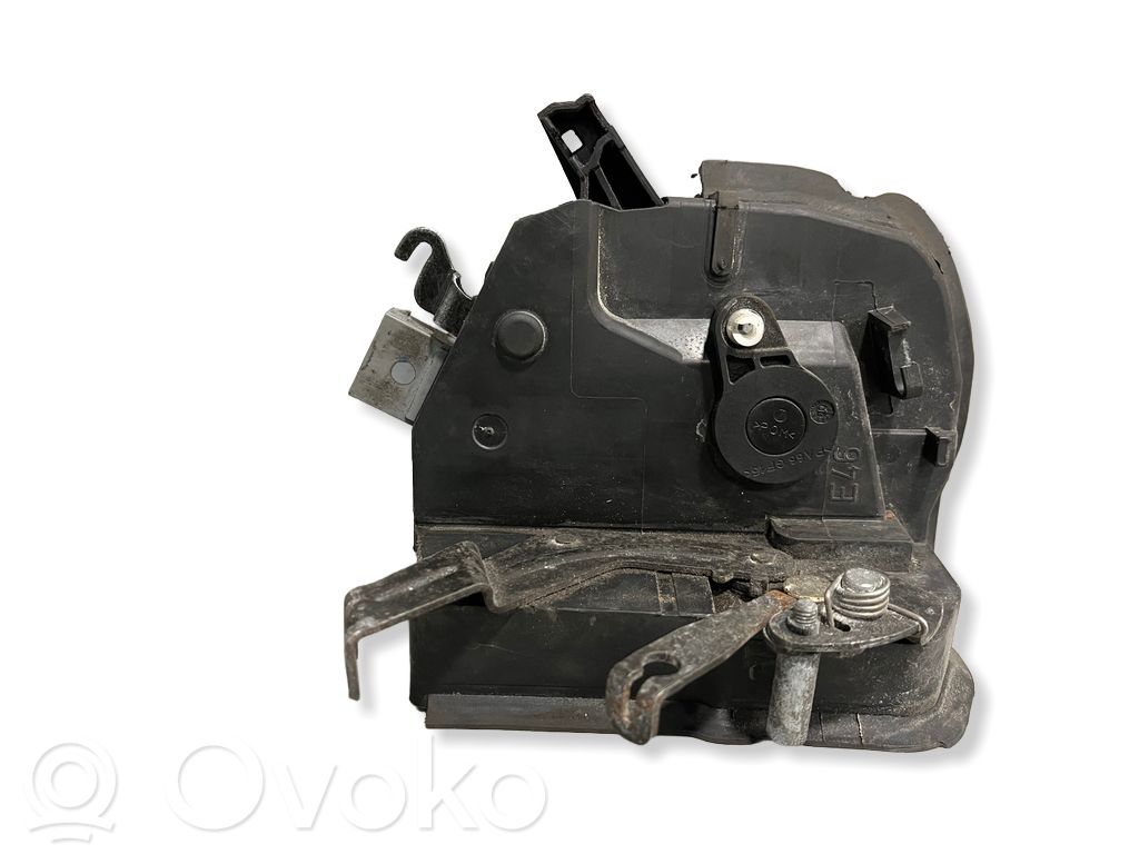 BMW 3 E46 Etuoven lukko 