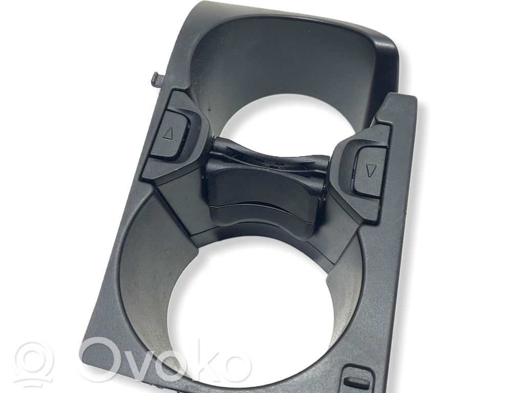 Mercedes-Benz  CLE C236 Becherhalter Getränkehalter Cupholder vorne 