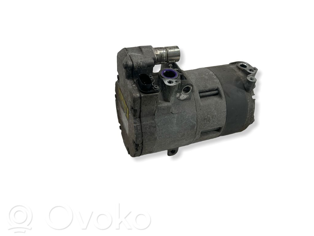 BMW 3 F30 F35 F31 Compresor (bomba) del aire acondicionado (A/C)) 