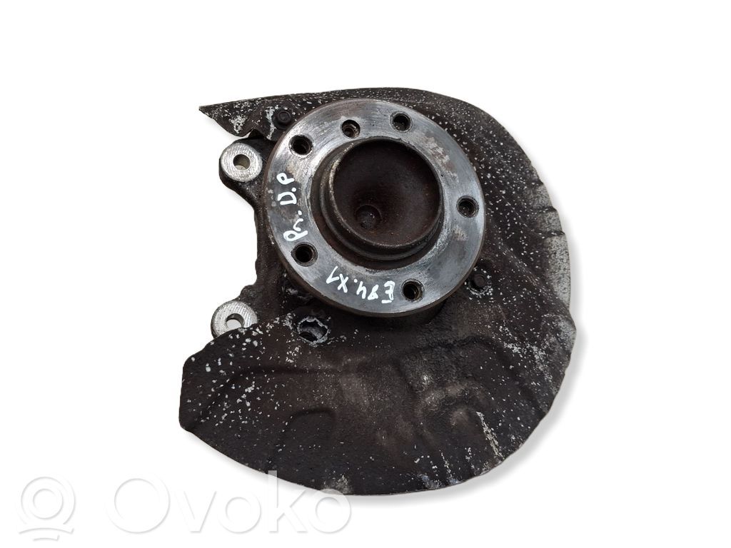 BMW X1 E84 Front wheel hub spindle knuckle 
