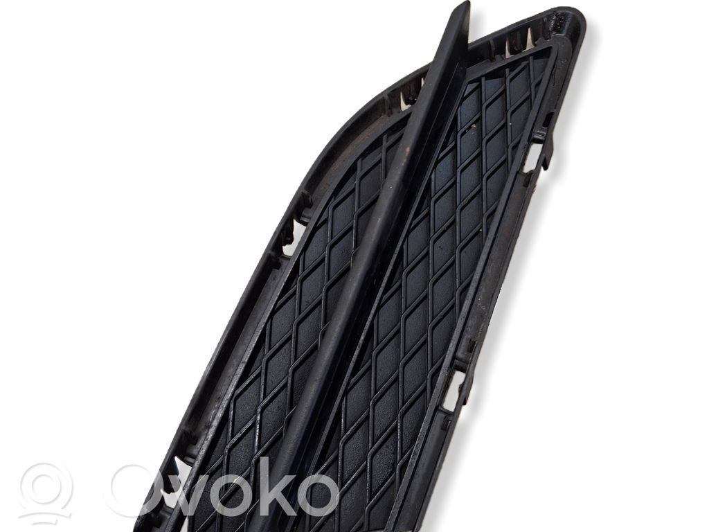 BMW 3 E90 E91 Front fog light trim/grill 
