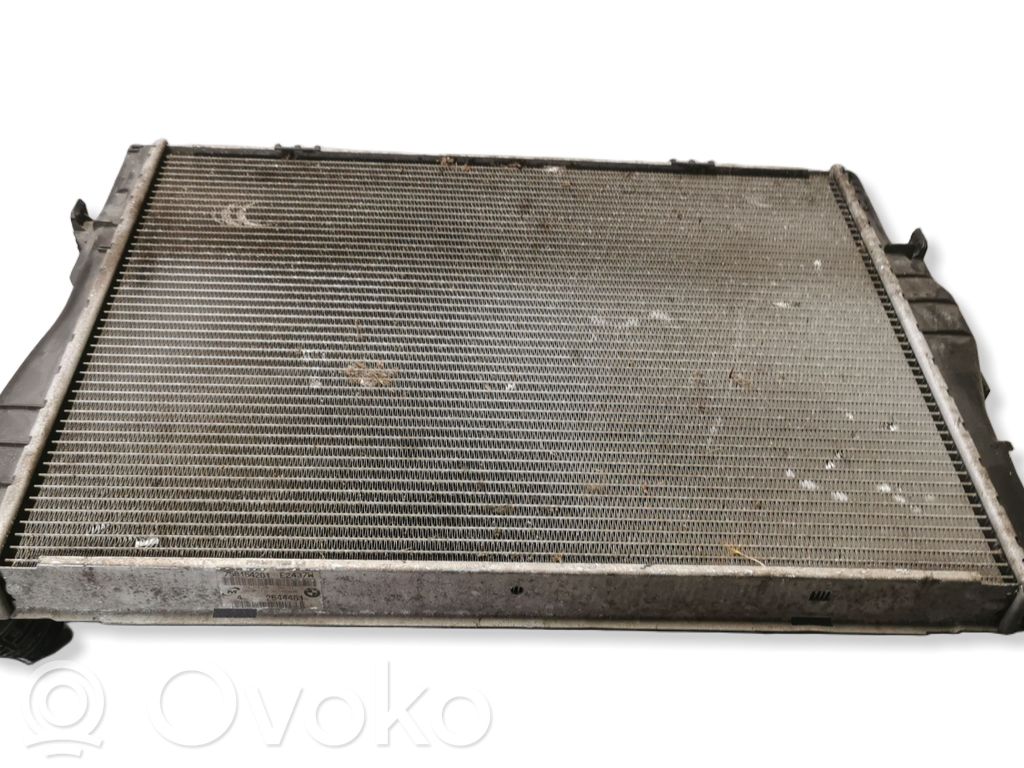 BMW 1 E81 E87 Aušinimo skysčio radiatorius 