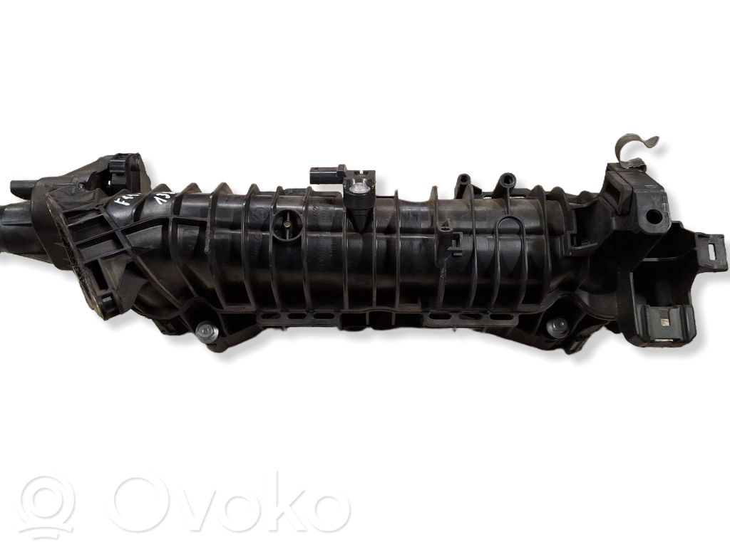 BMW 5 F10 F11 Kolektorius įsiurbimo 