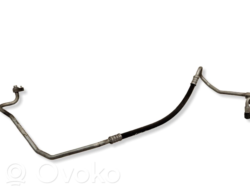 BMW 5 F10 F11 Ilmastointilaitteen putki (A/C) 