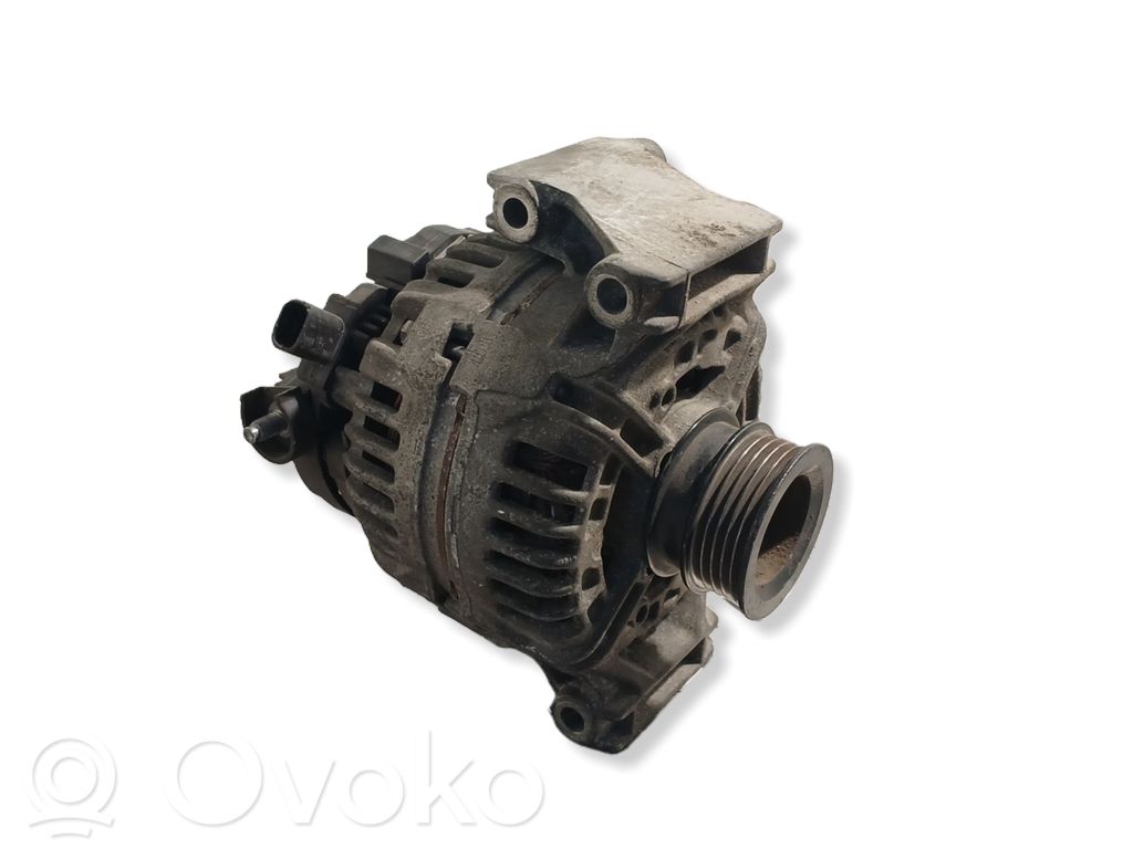 Opel Signum Ģenerators 