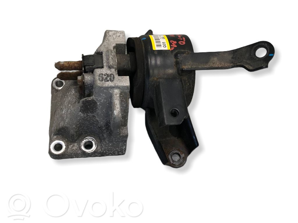 KIA Picanto Engine mounting bracket 