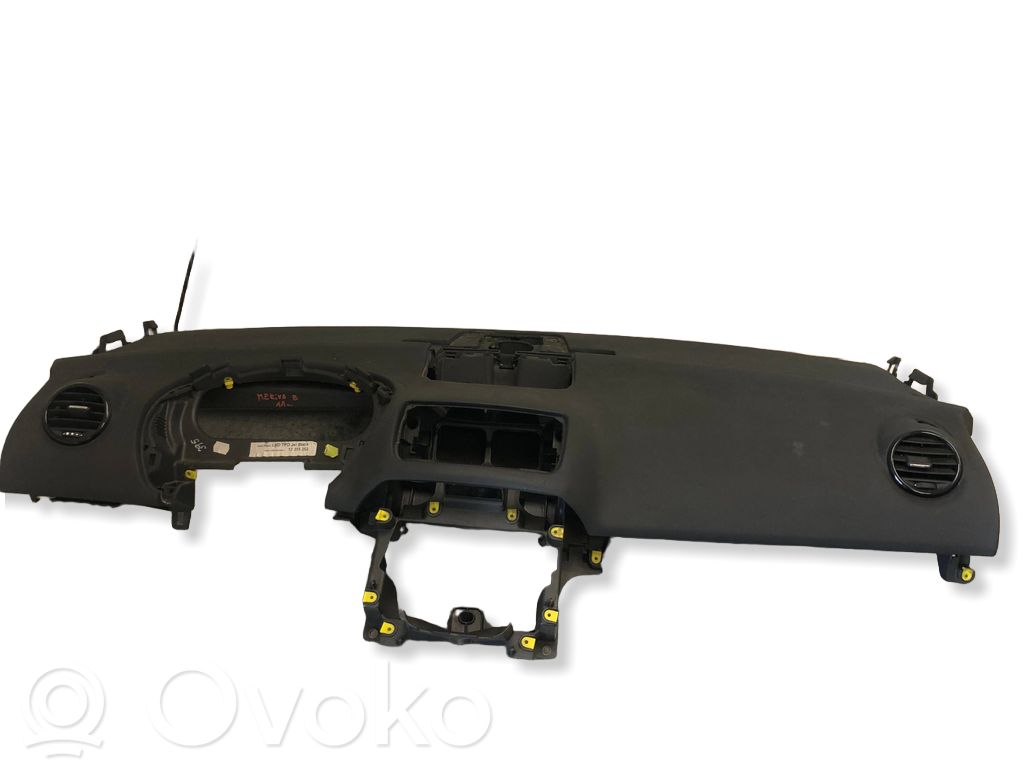 Opel Meriva B Панель 