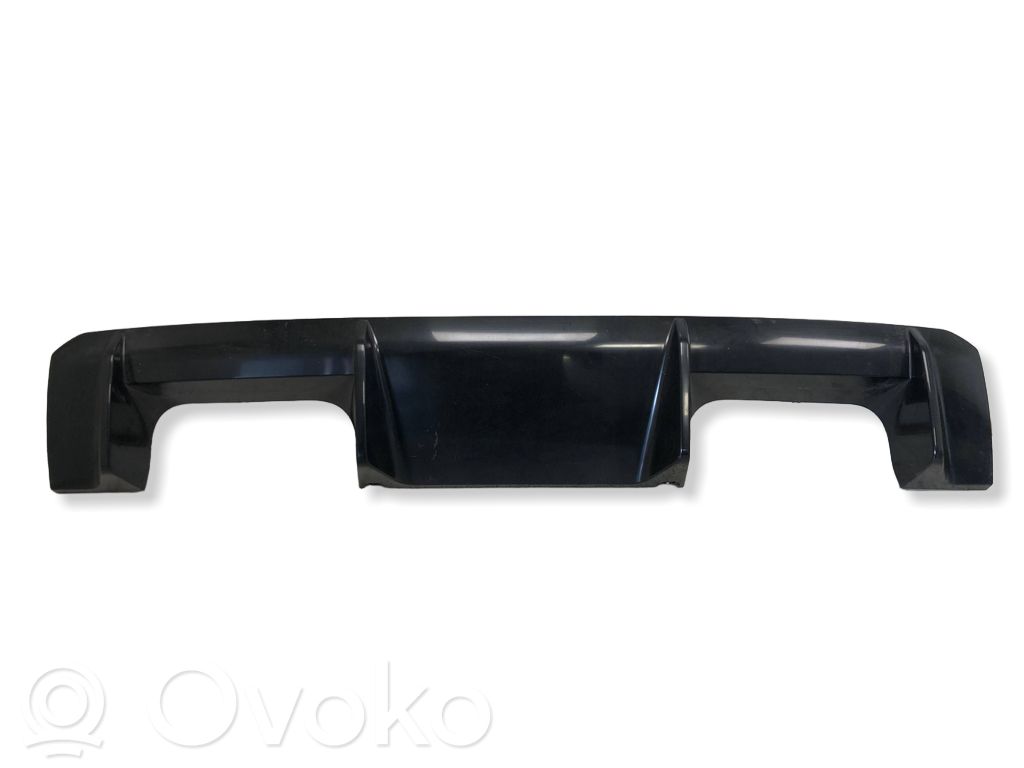 BMW M4 G82 G83 Moldura inferior del parachoques trasero 