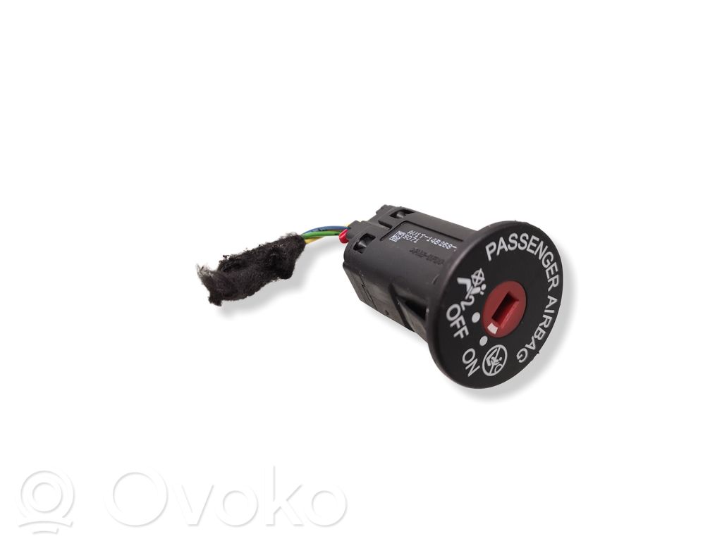 Ford Mondeo MK V Passenger airbag on/off switch 