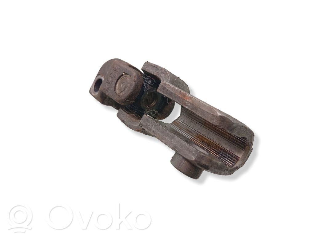 Steering column universal joint   29D8,C816