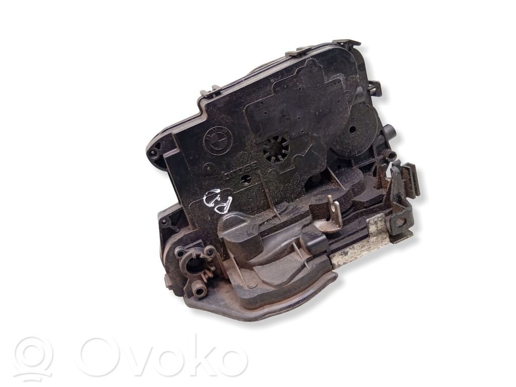 BMW 3 E90 E91 Front door lock 