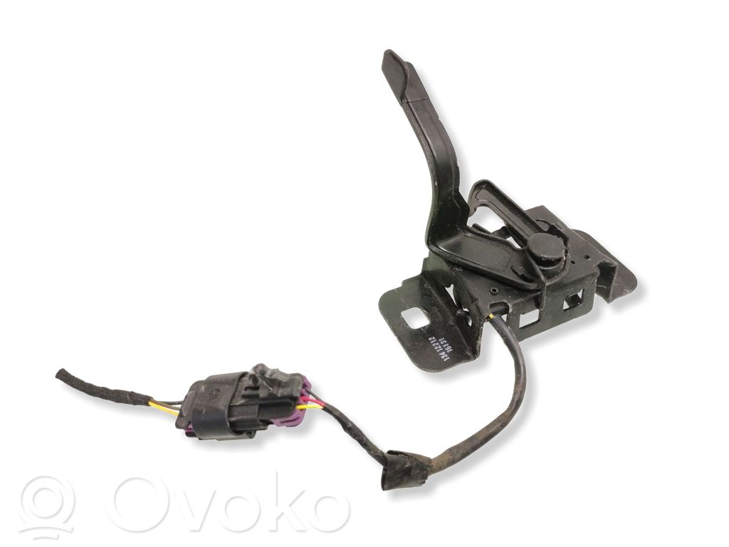 Opel Astra K Engine bonnet/hood lock/catch 