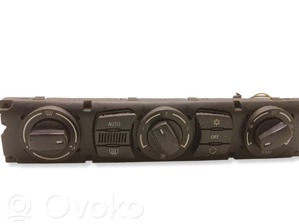 BMW 5 E60 E61 Climate control unit 