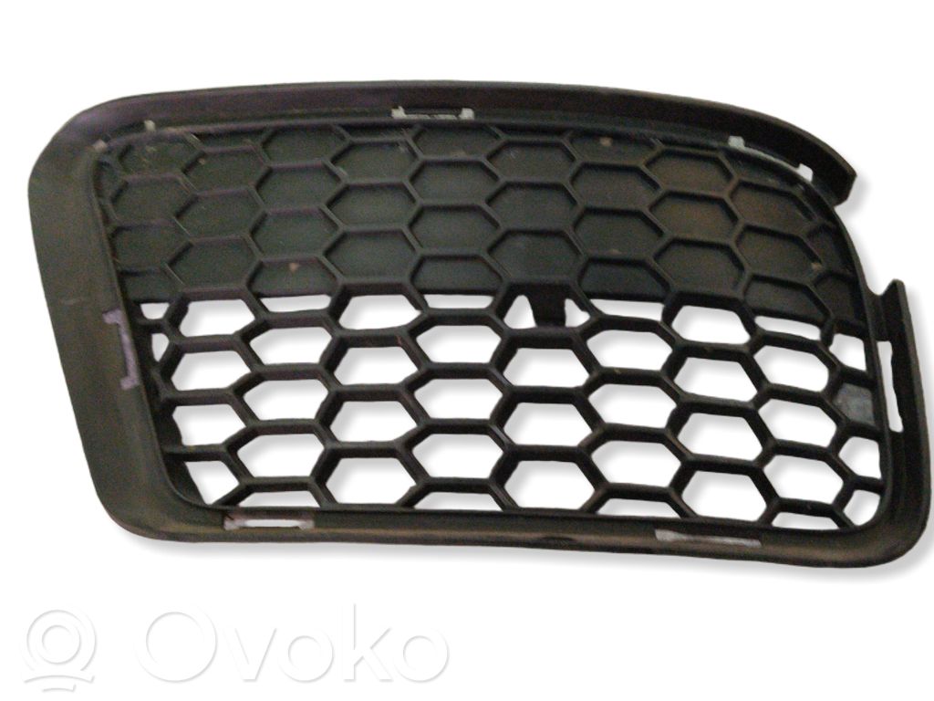 BMW X1 E84 Front bumper lower grill 