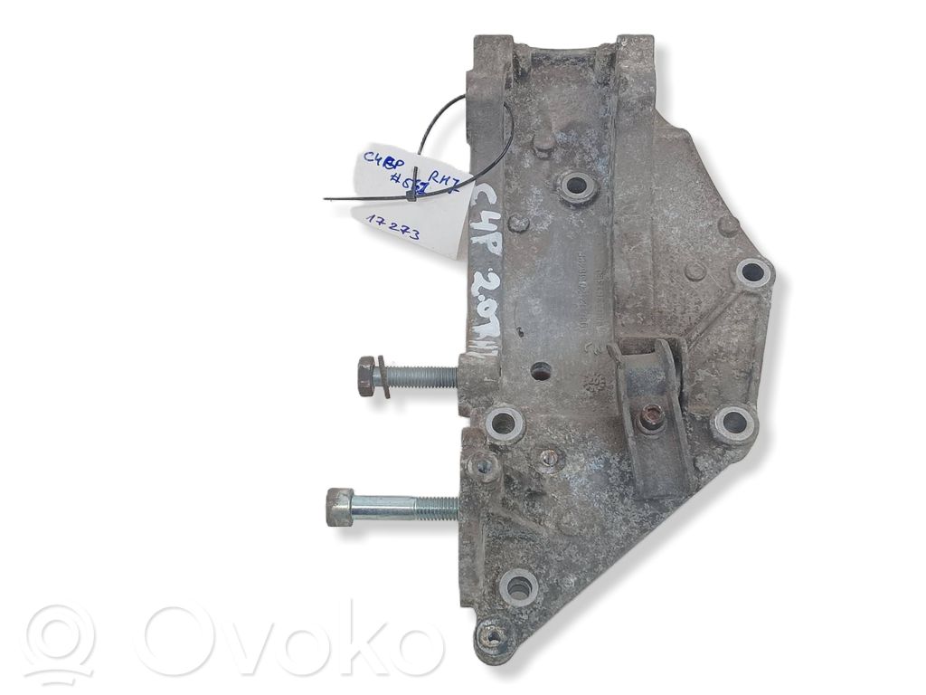 Citroen C4 Grand Picasso Soporte del alternador 