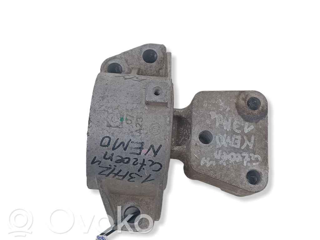 Citroen Nemo Engine mount bracket 