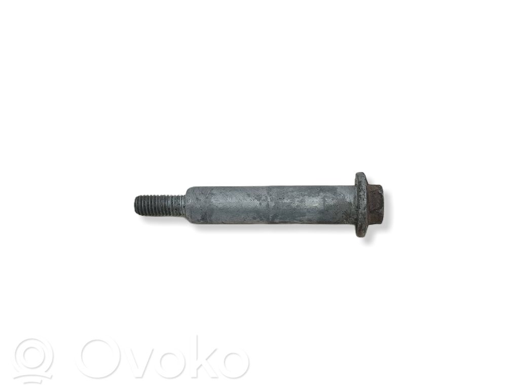 Citroen C8 Engine mounting bracket 
