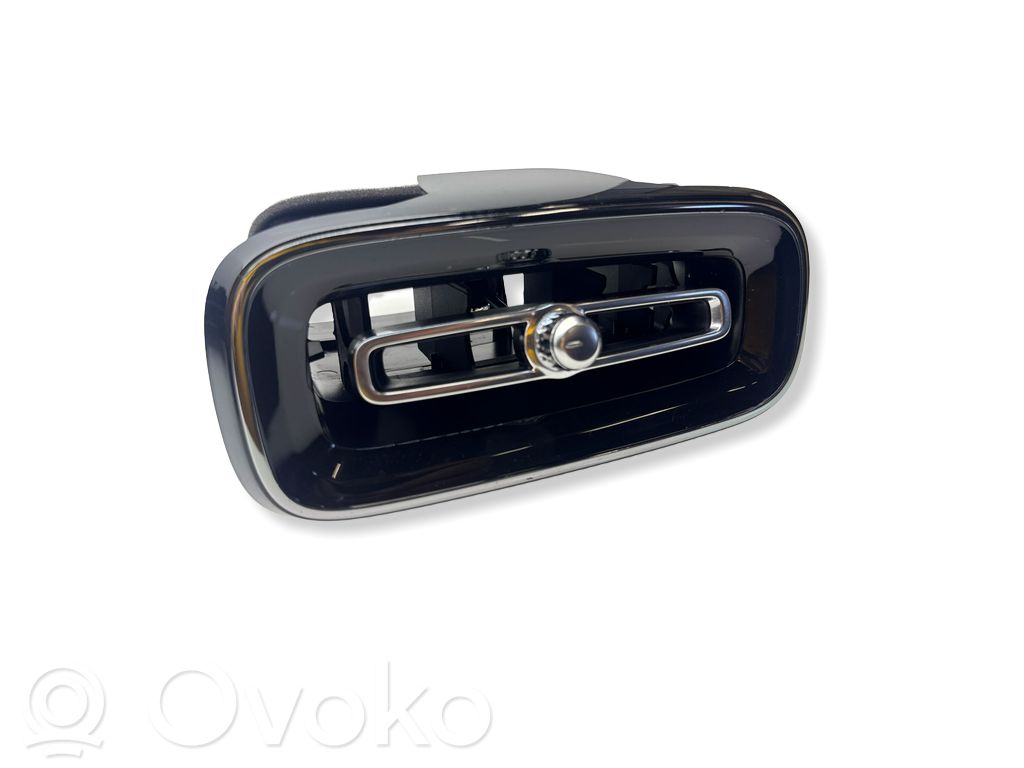 Volvo XC40 Šoninės oro grotelės 
