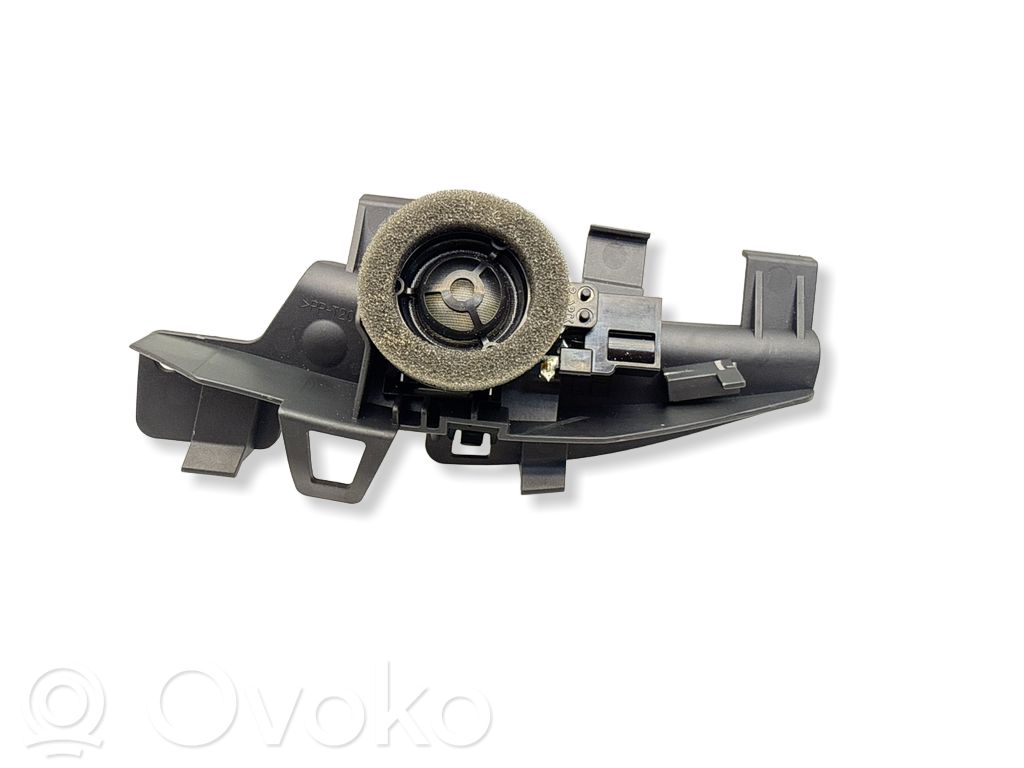 Volvo XC40 Moldura protectora del altavoz lateral 