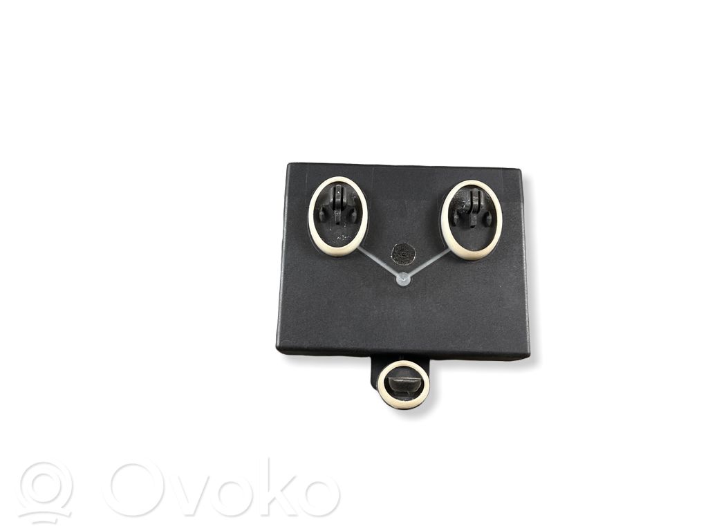 Volkswagen Golf VII Door control unit/module 