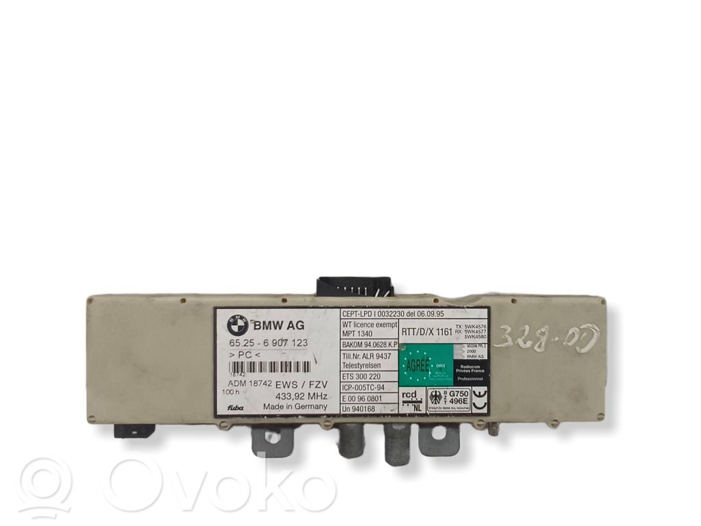 Antenos valdymo blokas   6907123