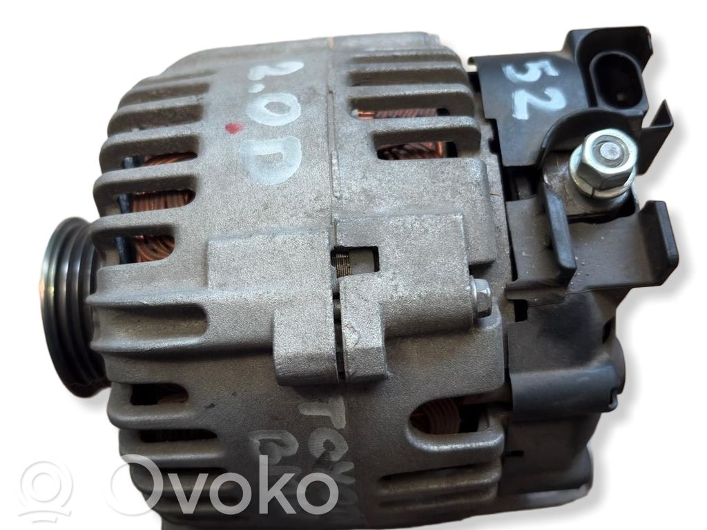 Toyota RAV 4 (XA40) Generatore/alternatore 