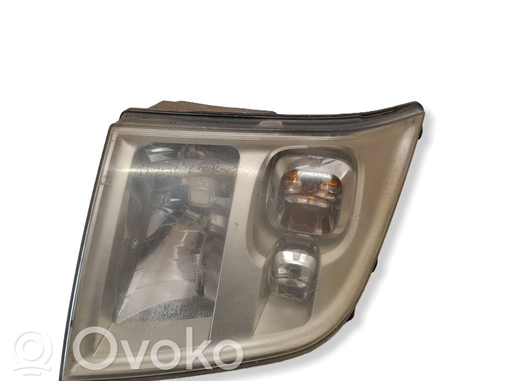 Ford Transit Etu-/Ajovalo 