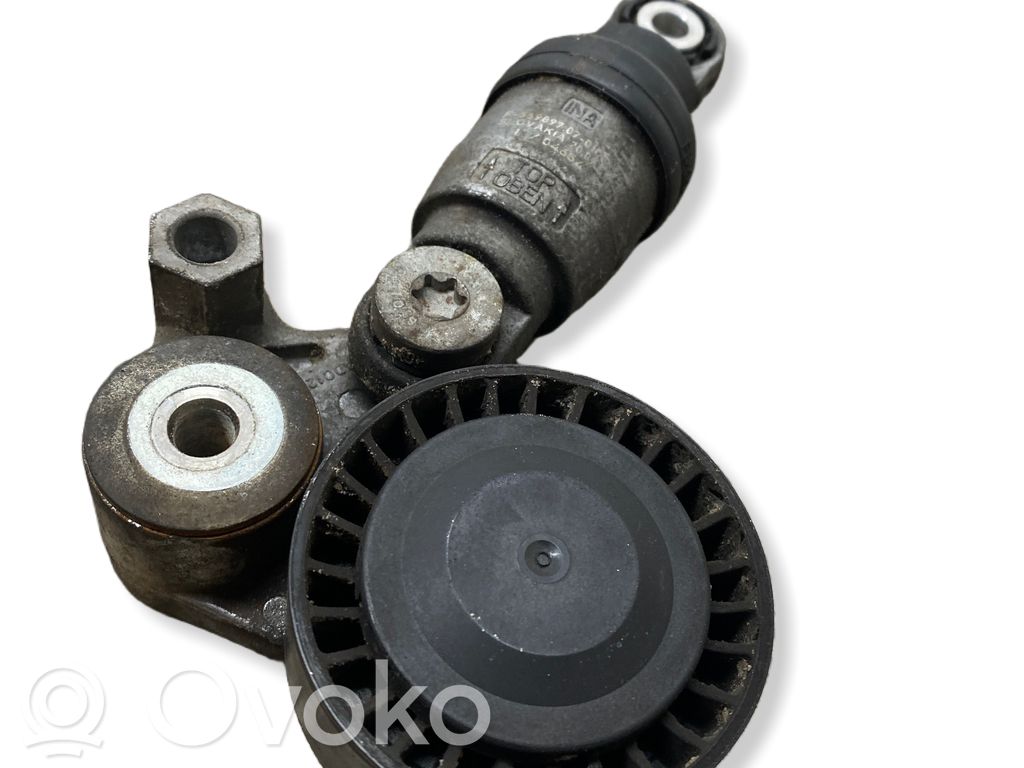 Mazda CX-3 Napinacz paska alternatora 