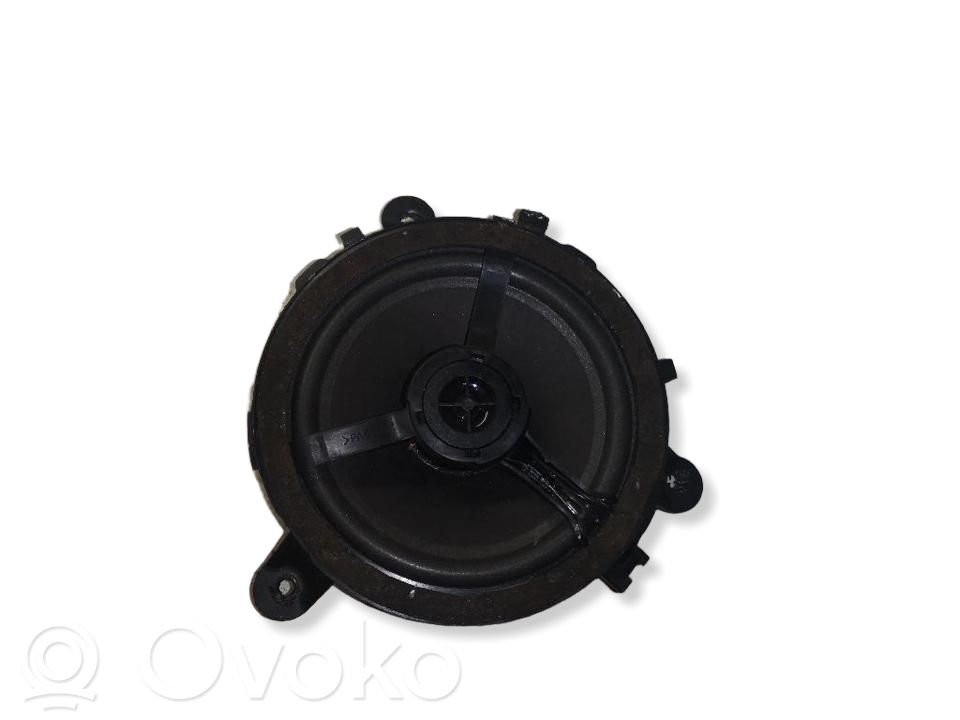 Volvo XC90 Front door high frequency speaker 