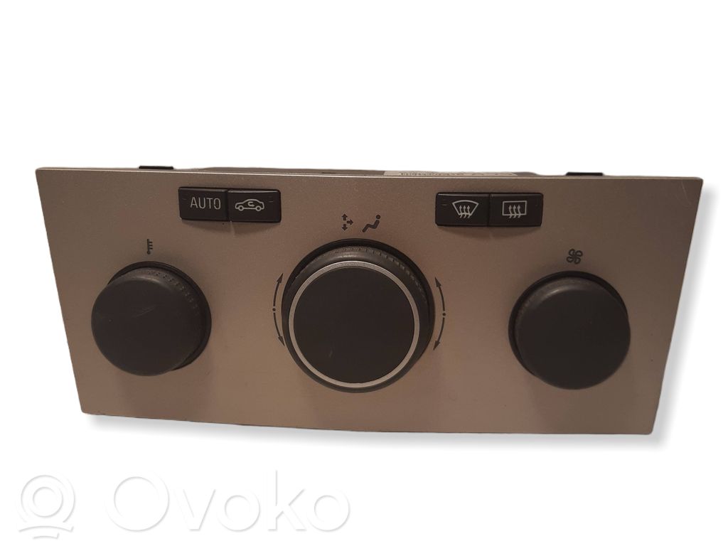 Opel Astra H Panel klimatyzacji 