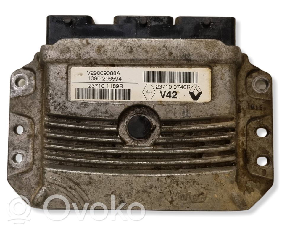 Dacia Duster Engine control unit/module 