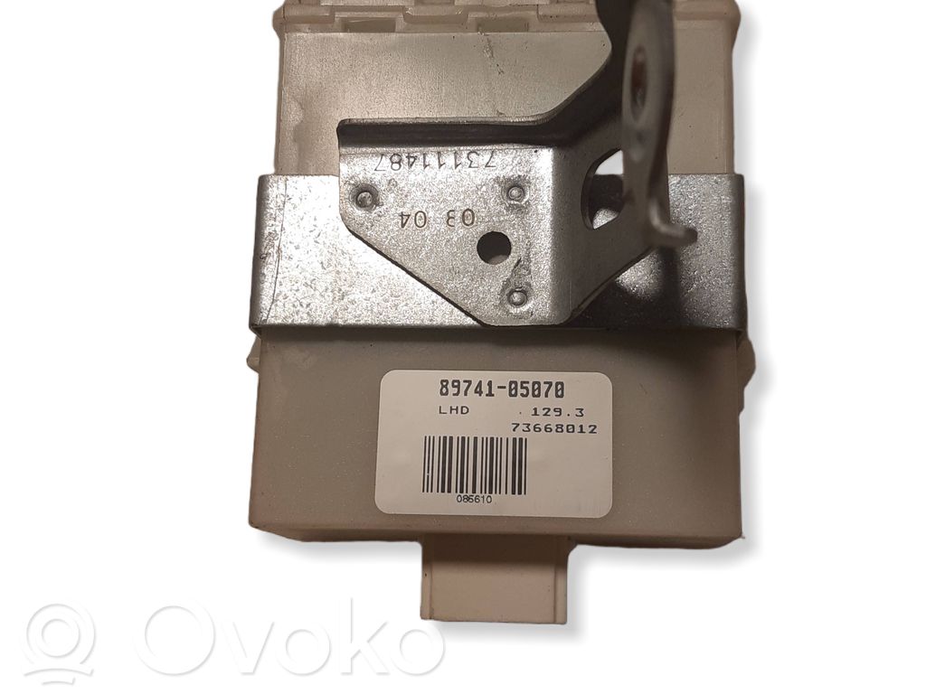 Toyota Avensis T250 Door control unit/module 