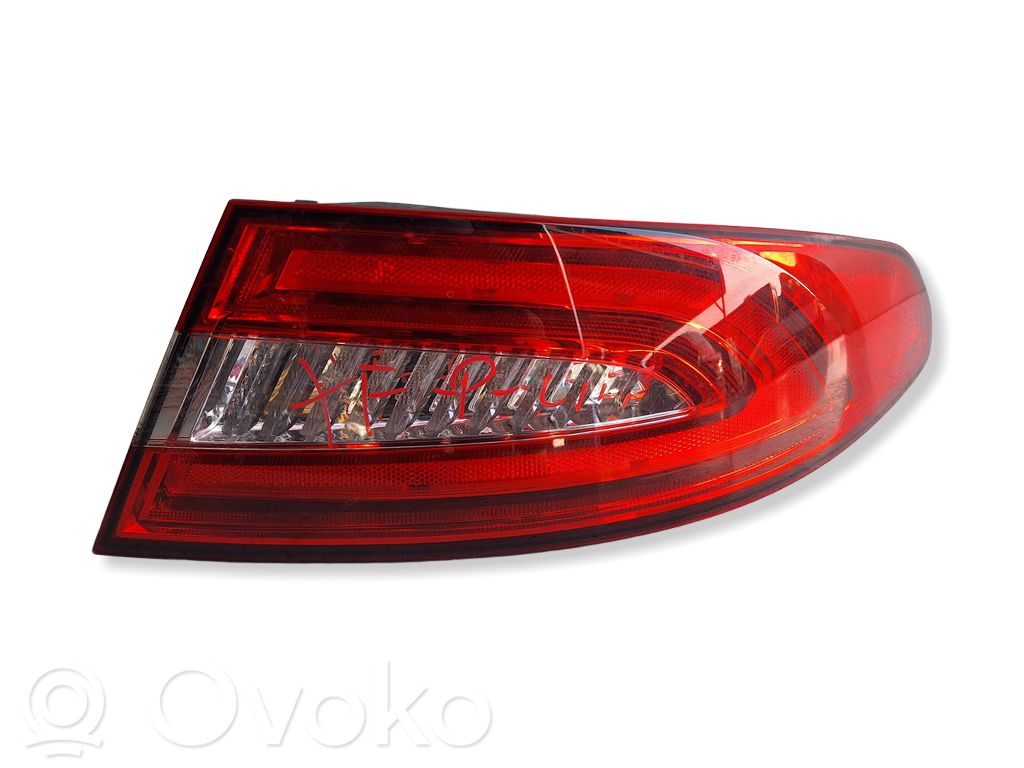 Rear/tail lights