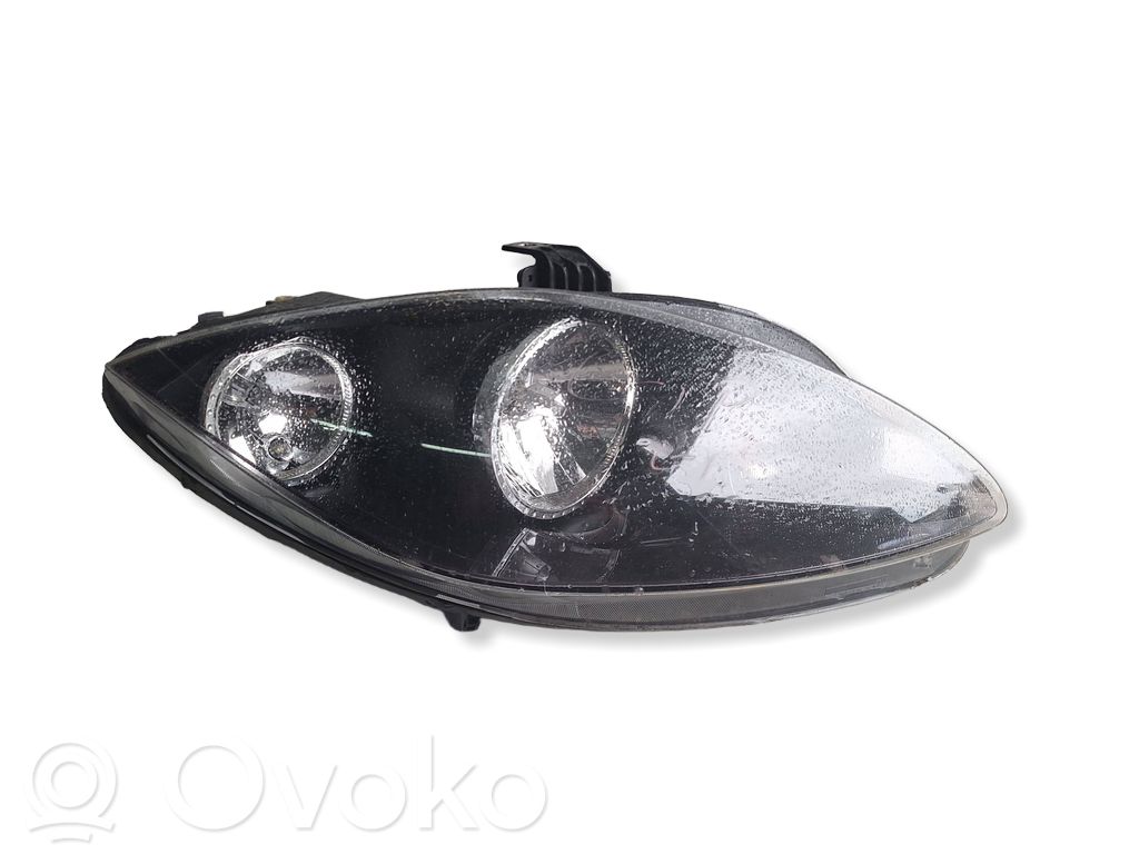 Seat Leon (1P) Faro/fanale 