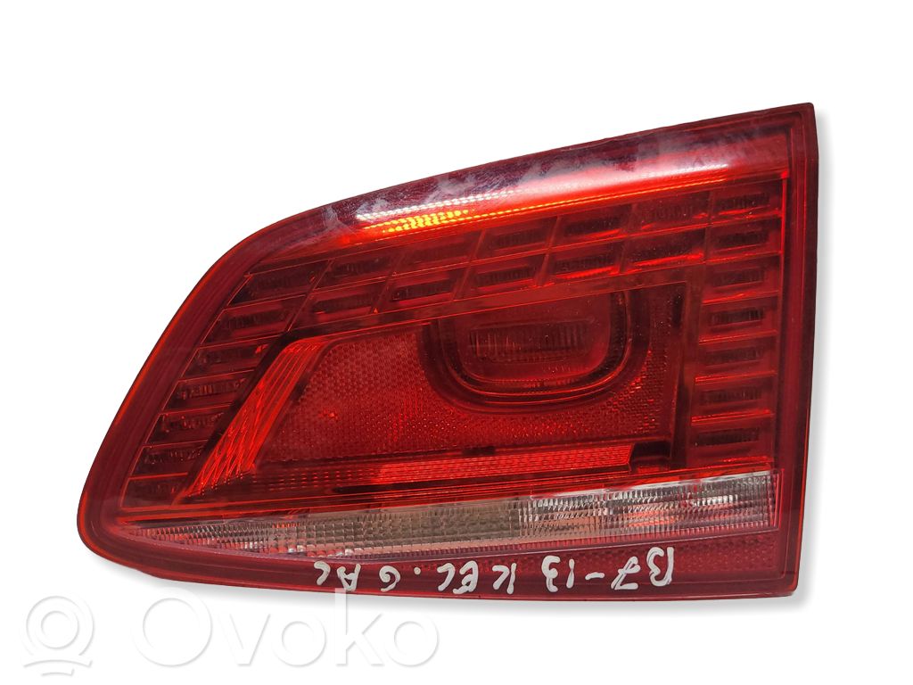 Volkswagen Passat Alltrack Lampă spate în capacul portbagajului 
