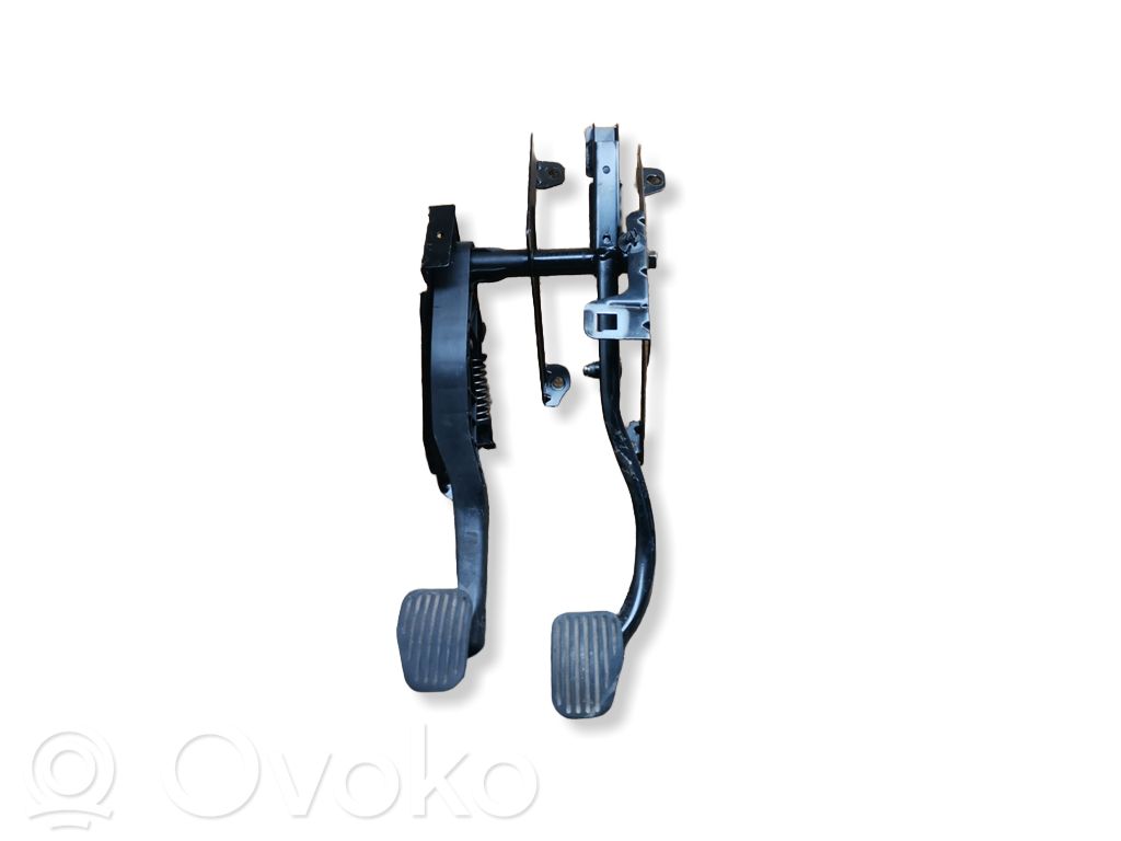 Volvo S60 Pedalier 