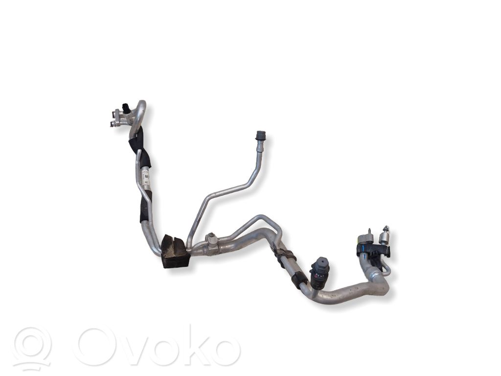 Jaguar E-Pace Air conditioning (A/C) pipe/hose 