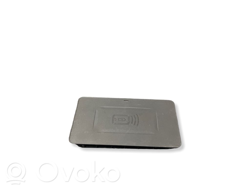 BMW X5 G05 Wireless charging module 