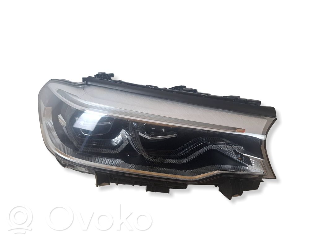 BMW 5 G30 G31 G38 Lampa przednia 