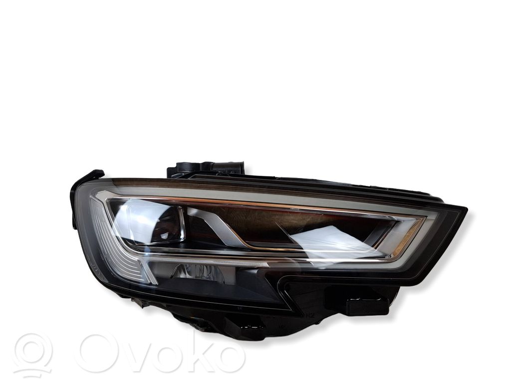 Audi A3 S3 8V Lampa przednia 