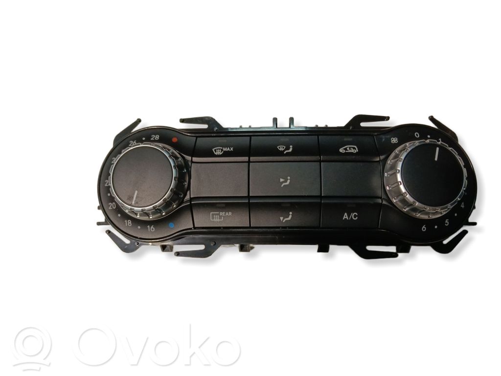 Mercedes-Benz A W176 Panel klimatyzacji 