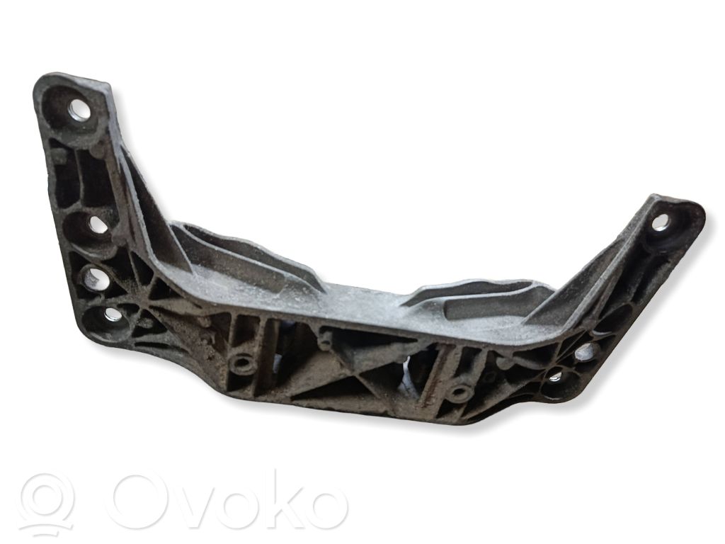 BMW 5 E60 E61 Gearbox mounting bracket 