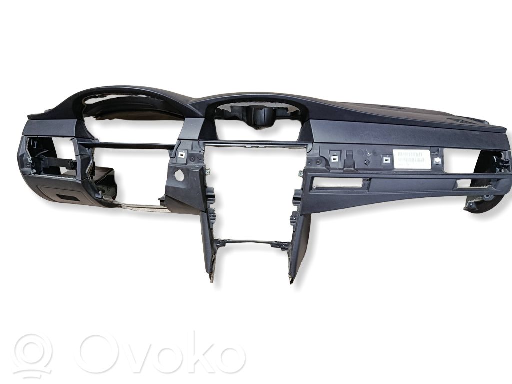 BMW 5 E60 E61 Dashboard 