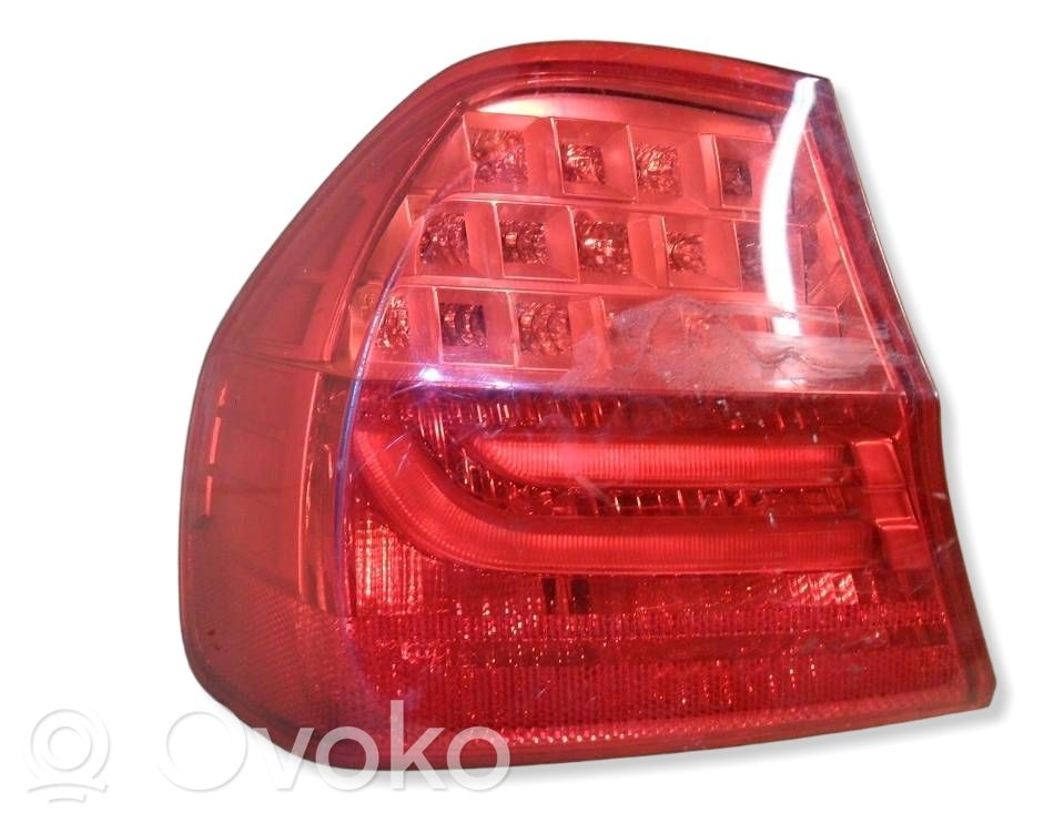 Rear/tail lights   180042