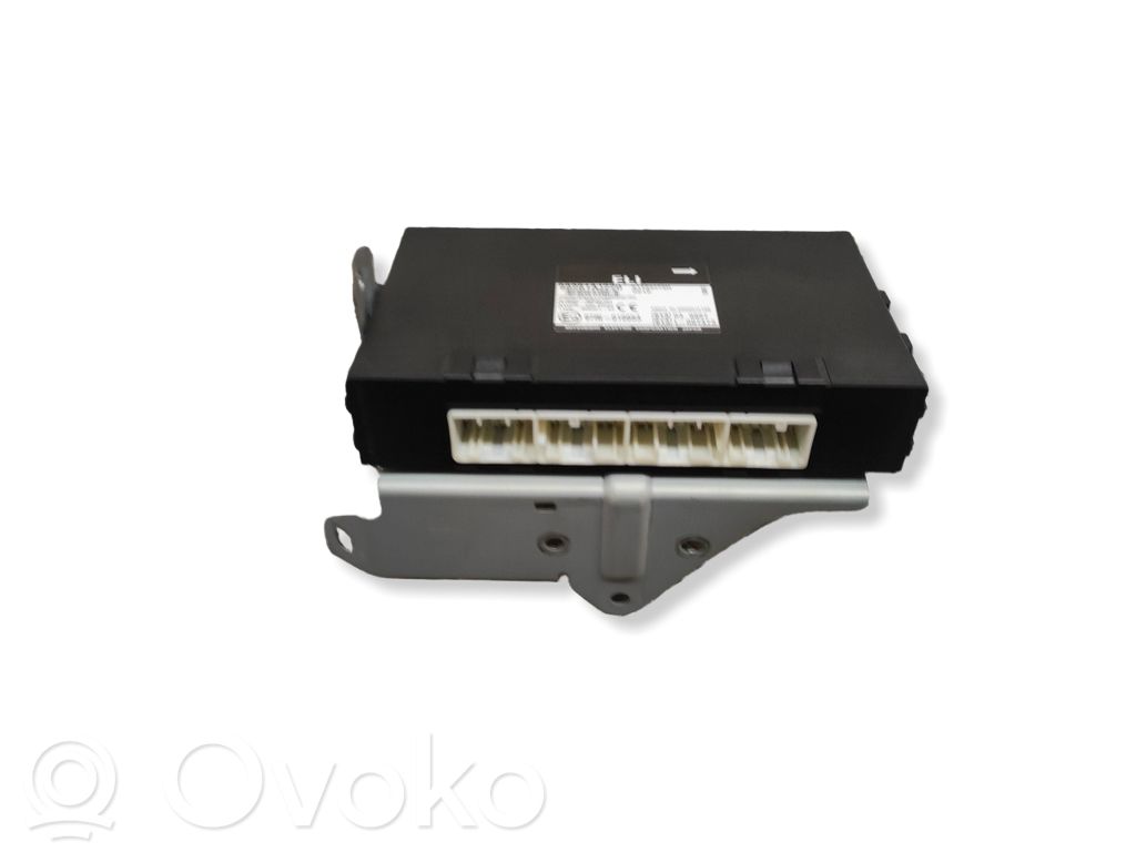 Subaru Legacy Module confort 