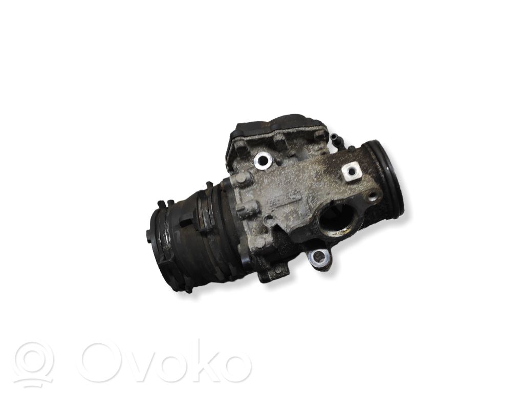 Jaguar XE Termostato EGR 