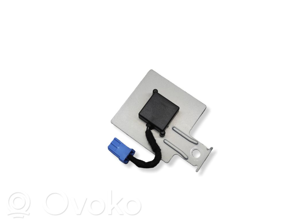 Pystyantennivahvistin   KD5166DY0A,195479,K5006