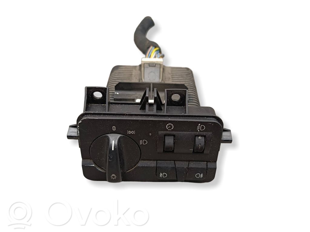 Interruptor de luz   8383226,0062301,086480051