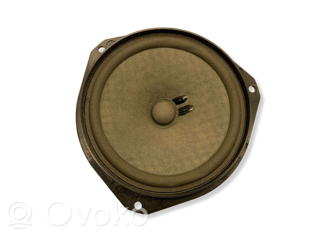 Fiat 500L Front door speaker 