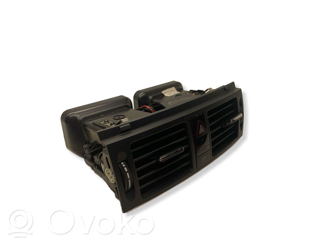 Mercedes-Benz C W204 Grilă ventilație centrală 